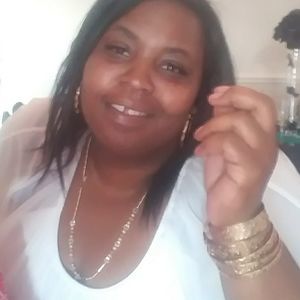 Meet your Posher, Mercedes